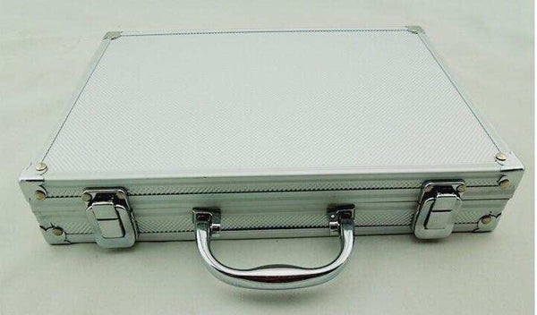 ALUMINUM CASE UNIVERSAL CLEANING KIT 